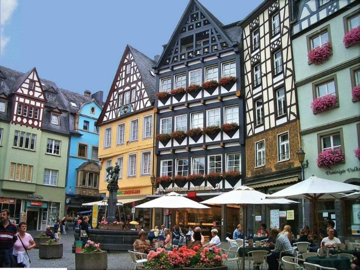 Living Above The Roofs Of Cochem Lejlighed Eksteriør billede